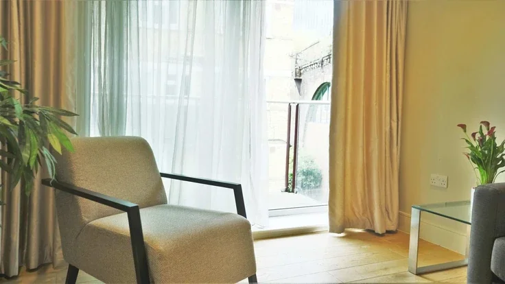 Flat Treveris Street in Greater London