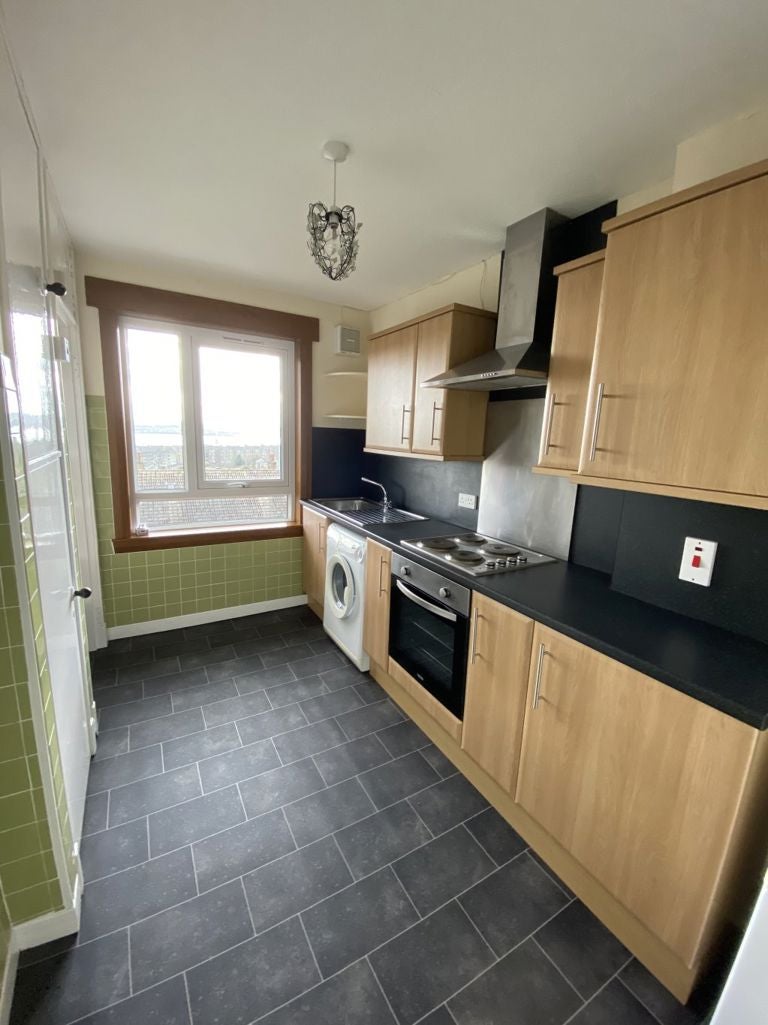Flat Colinton Place in Dundee