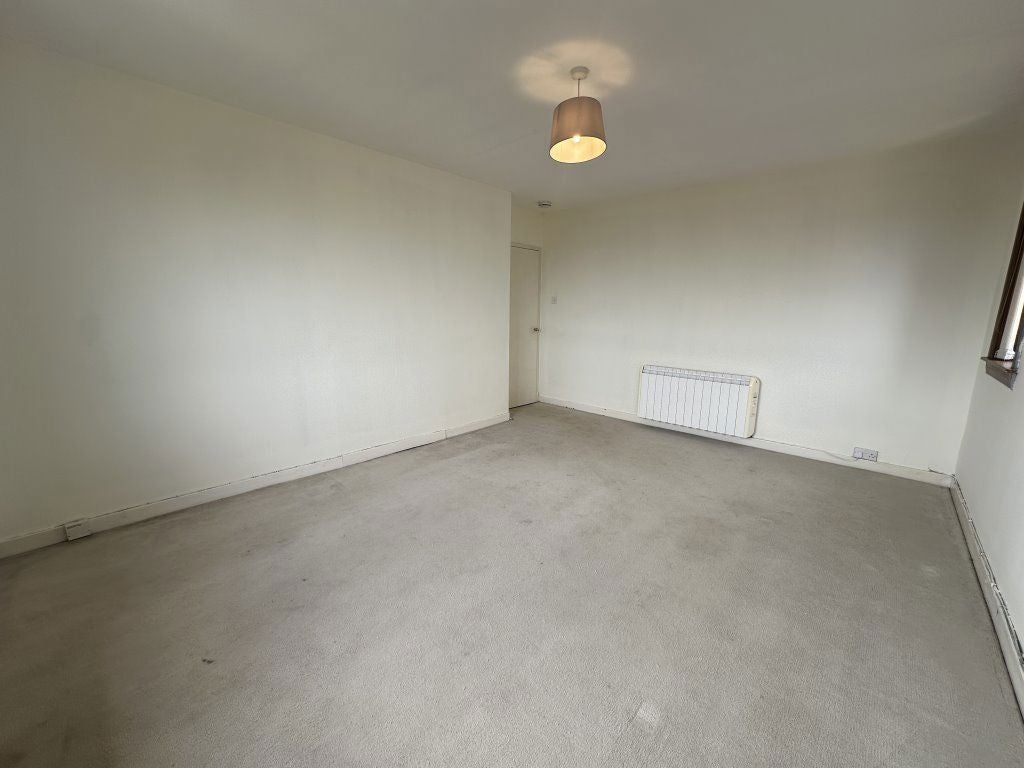 Flat Colinton Place in Dundee