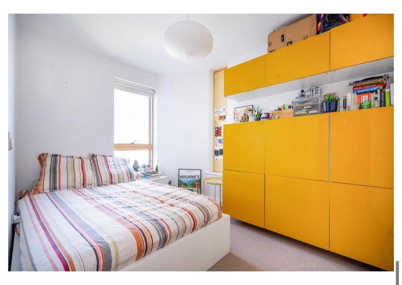 Room Mint Street in Greater London