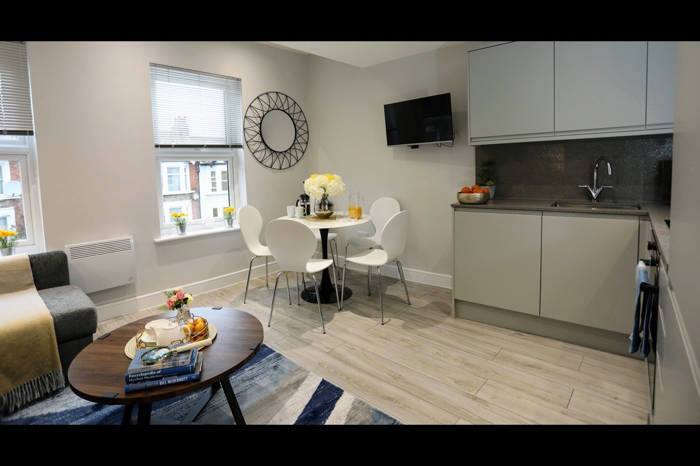 Flat Stanhope Road in Greater London