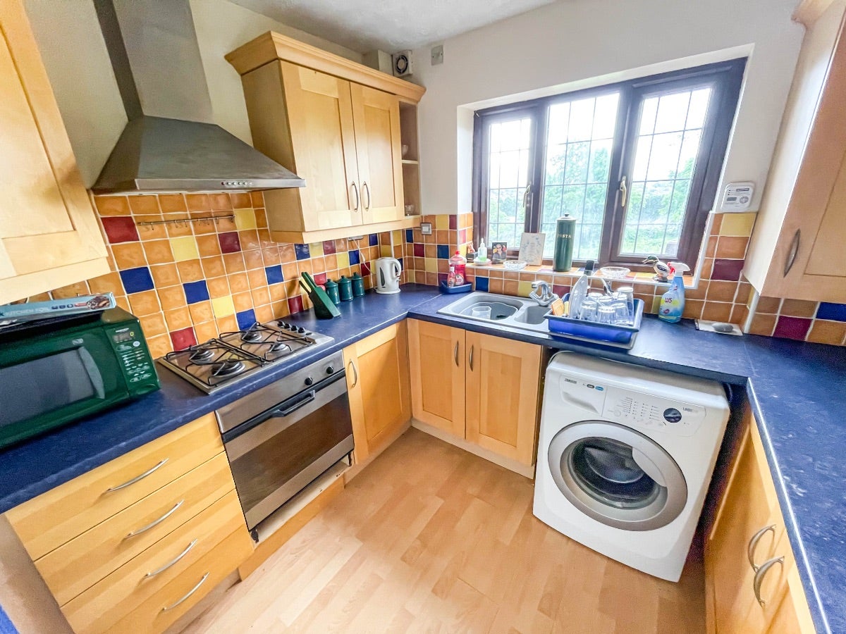 Flat South Park Mews in Brierley Hill