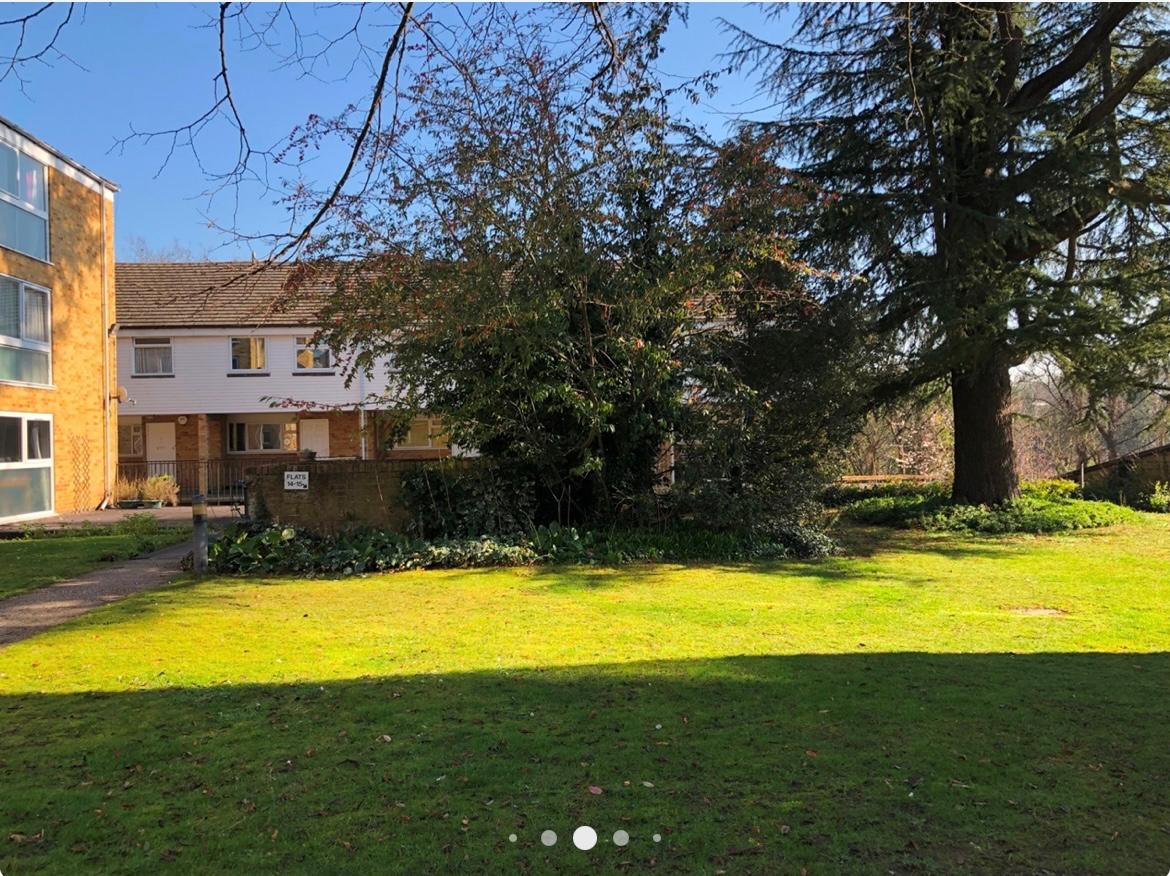 Flat Southcote Road in Reading