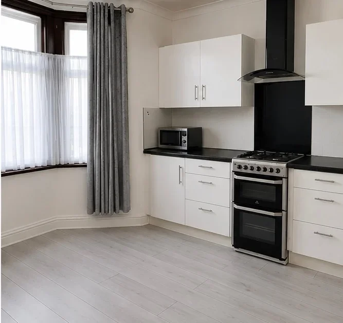 Flat Richmond Road in Greater London