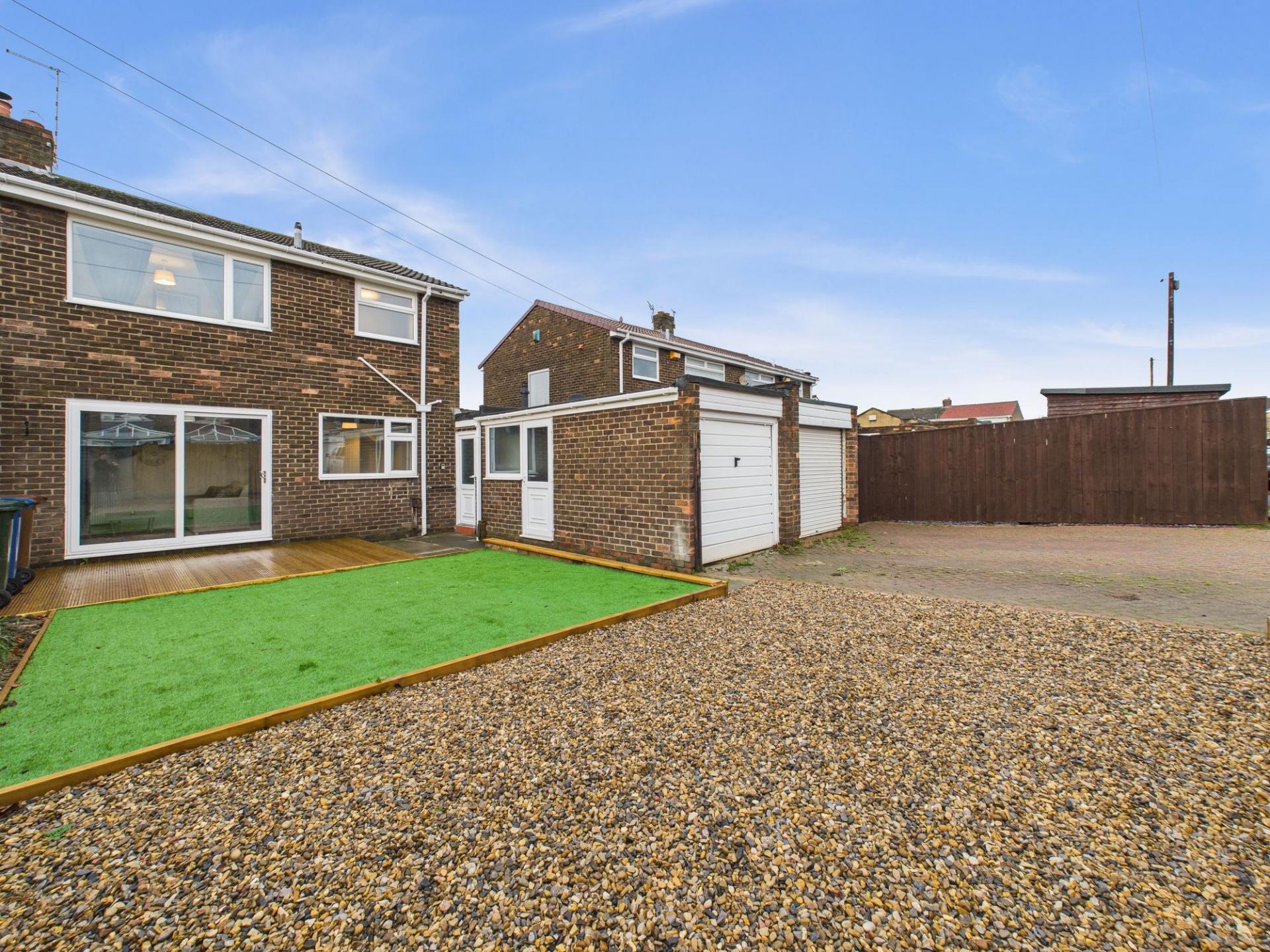 House Frenton Close in Newcastle upon Tyne