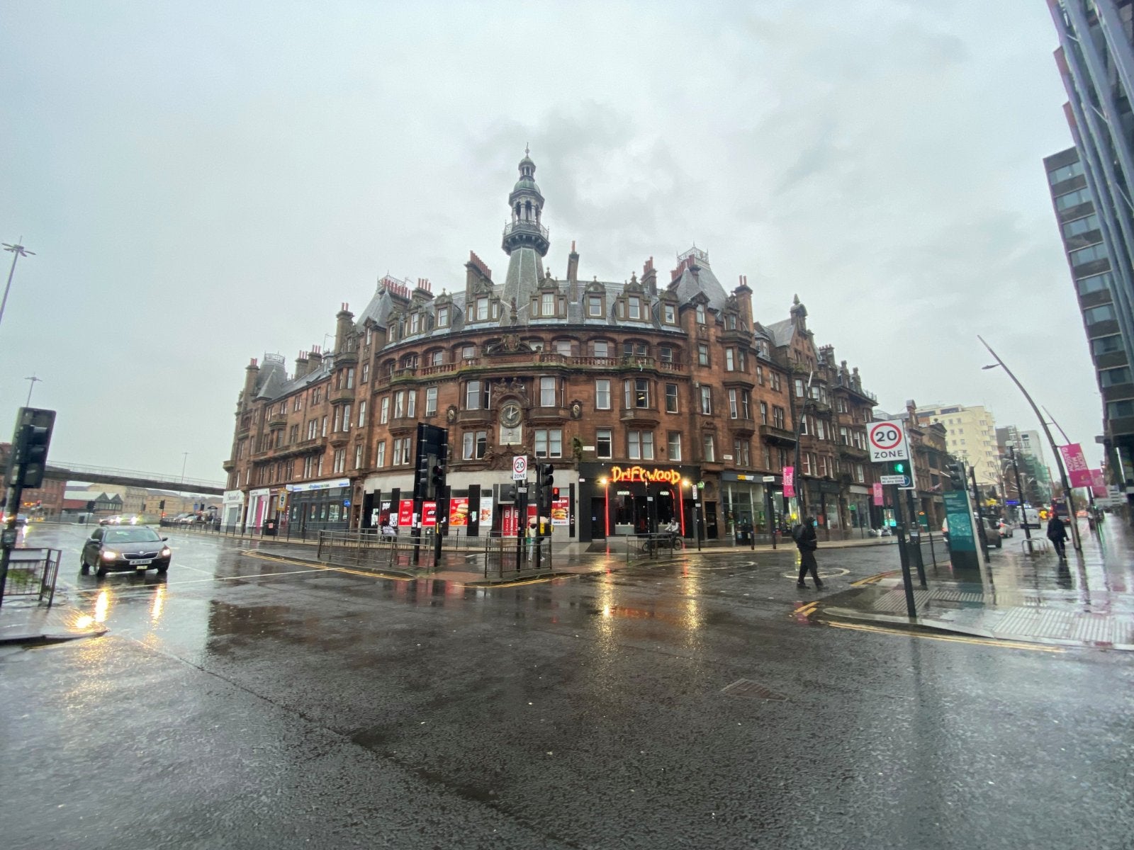 Flat Sauchiehall Street in Glasgow