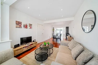 House Jevington Way in Greater London
