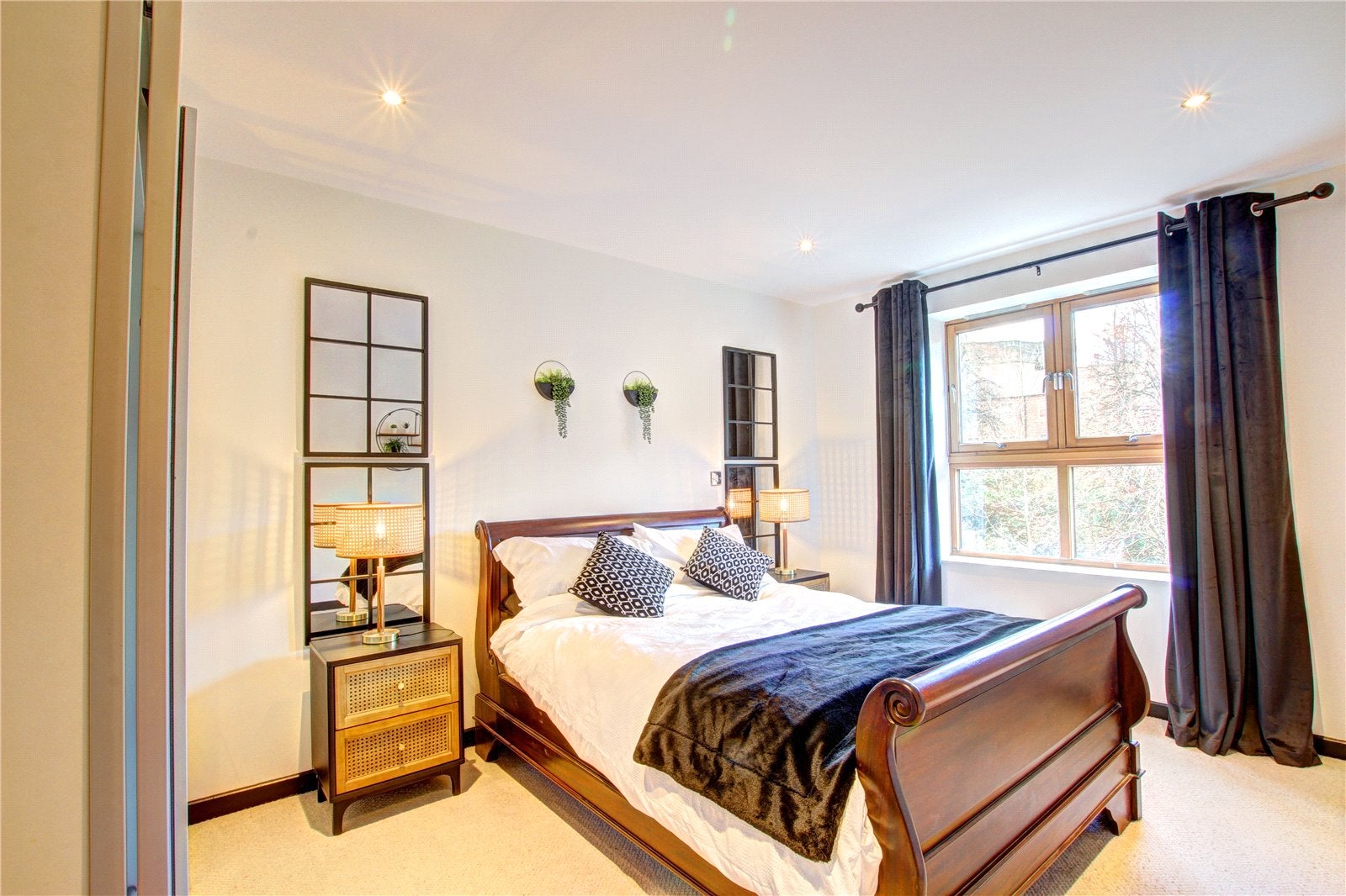 Flat Manor Chare in Newcastle upon Tyne