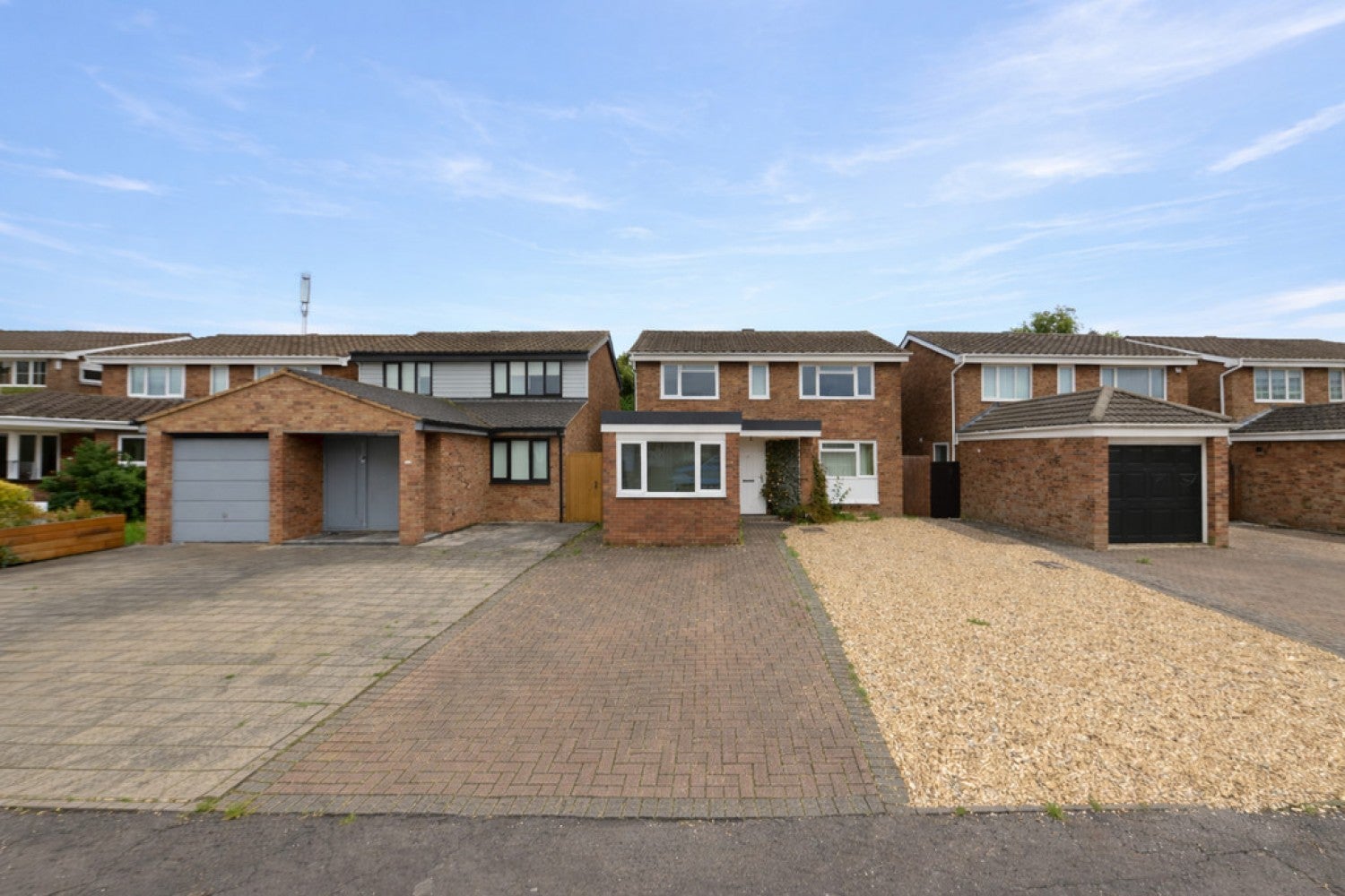 Flat Clovelly Way in Bedford