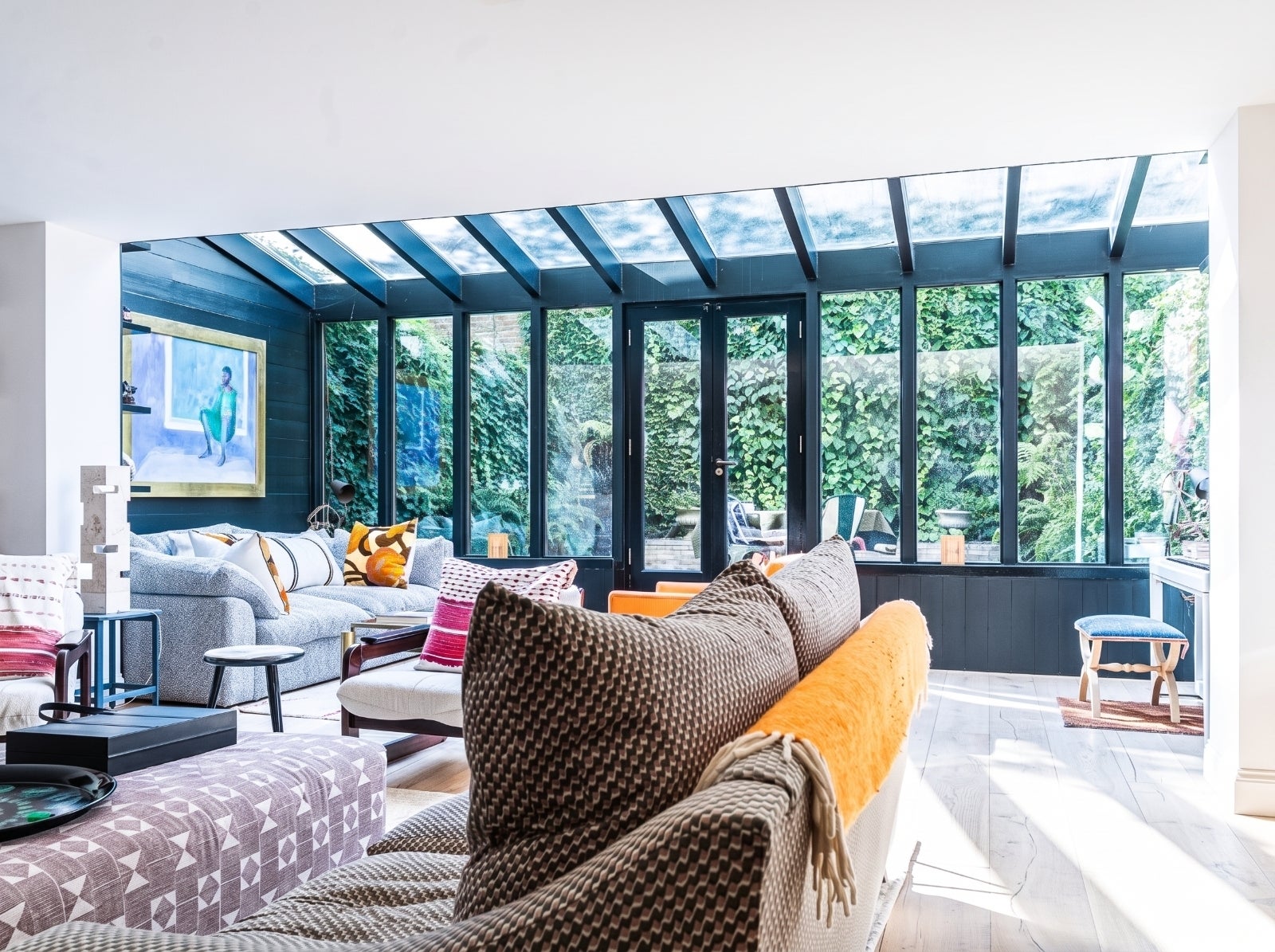 House Upper Addison Gardens in Greater London