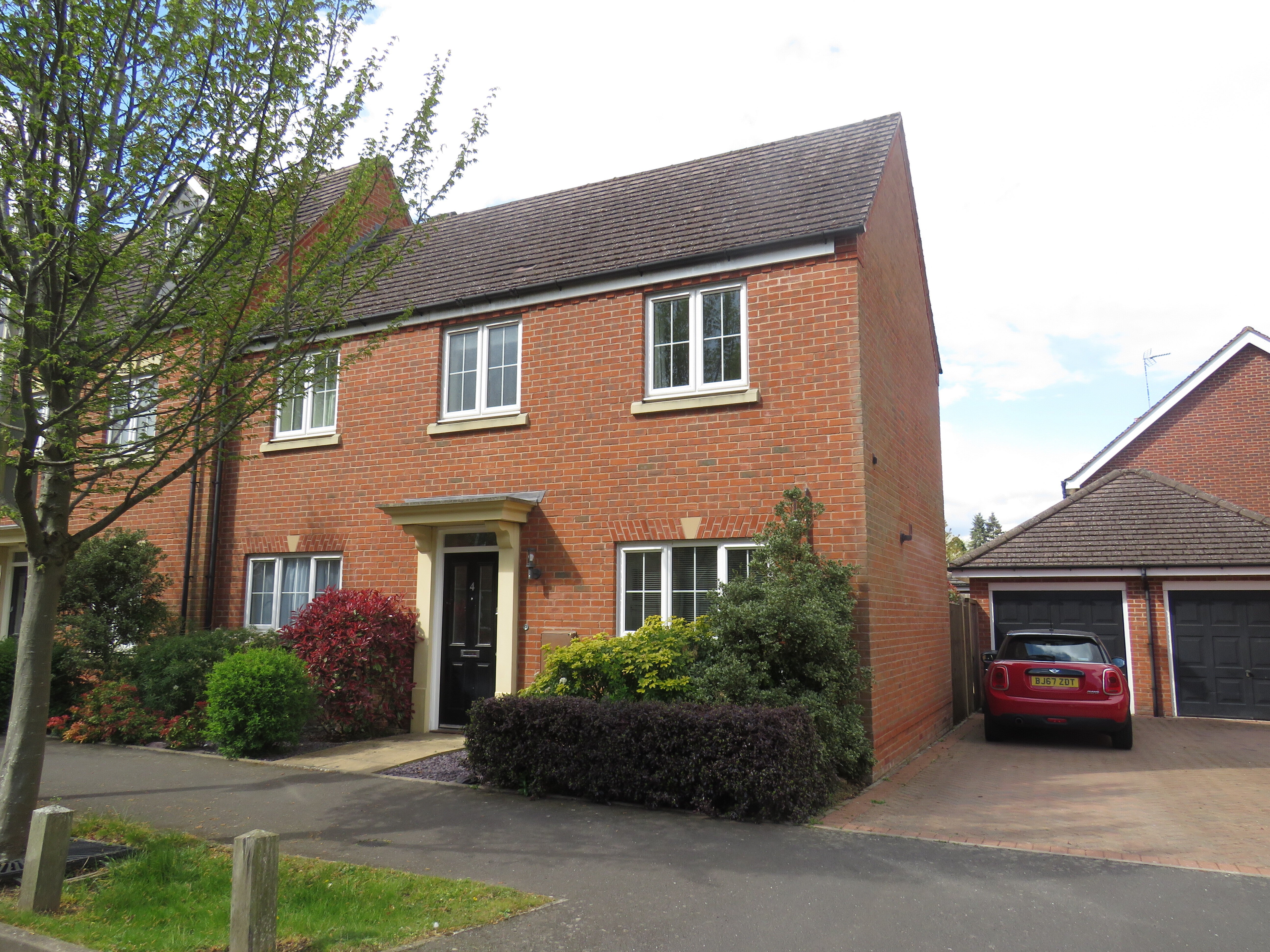 House Brittain Lane in Warwick