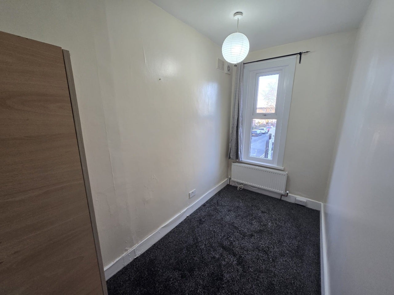 Flat Nelson Street in Greater London