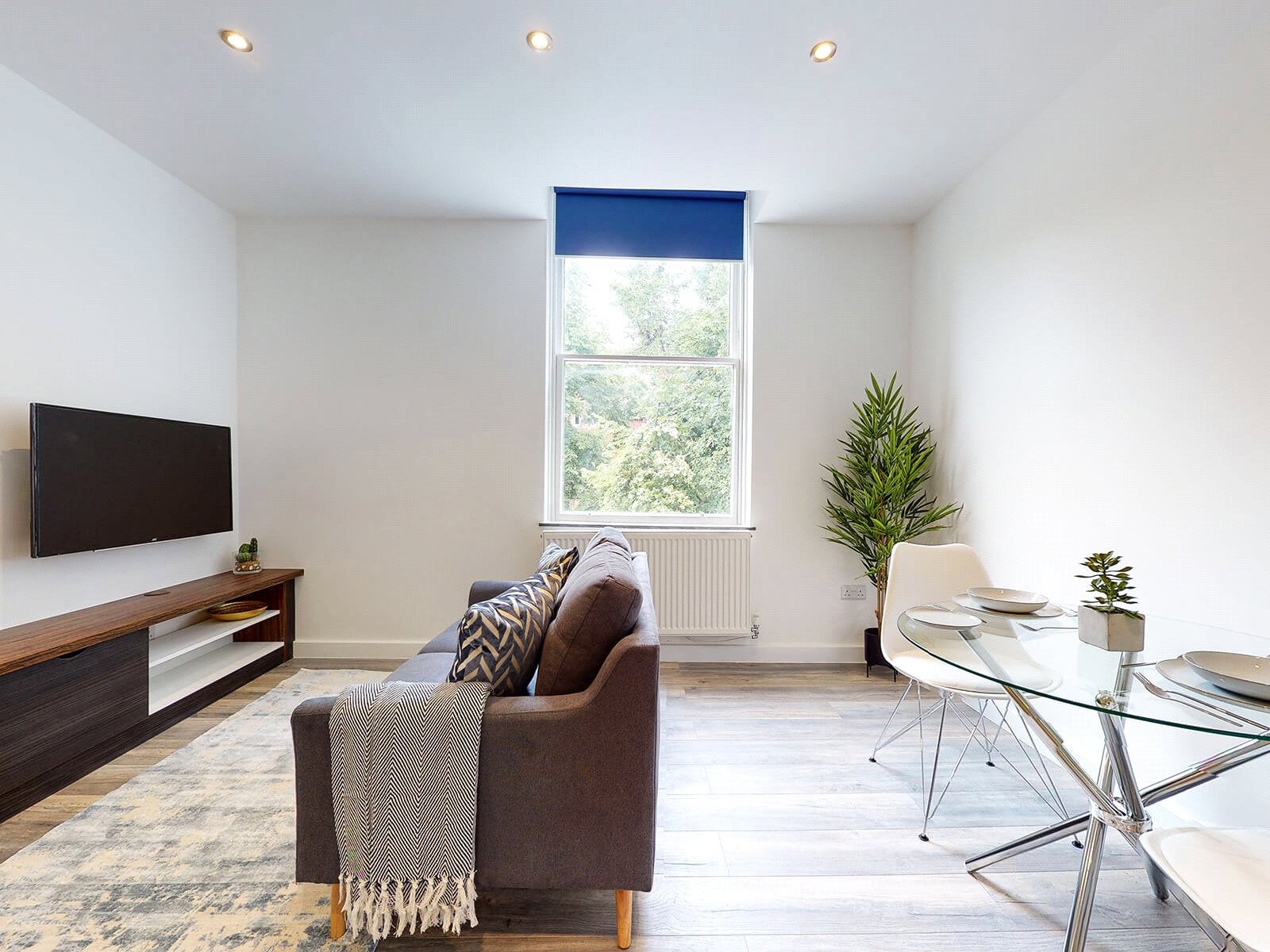 Flat Hyde Terrace in Leeds