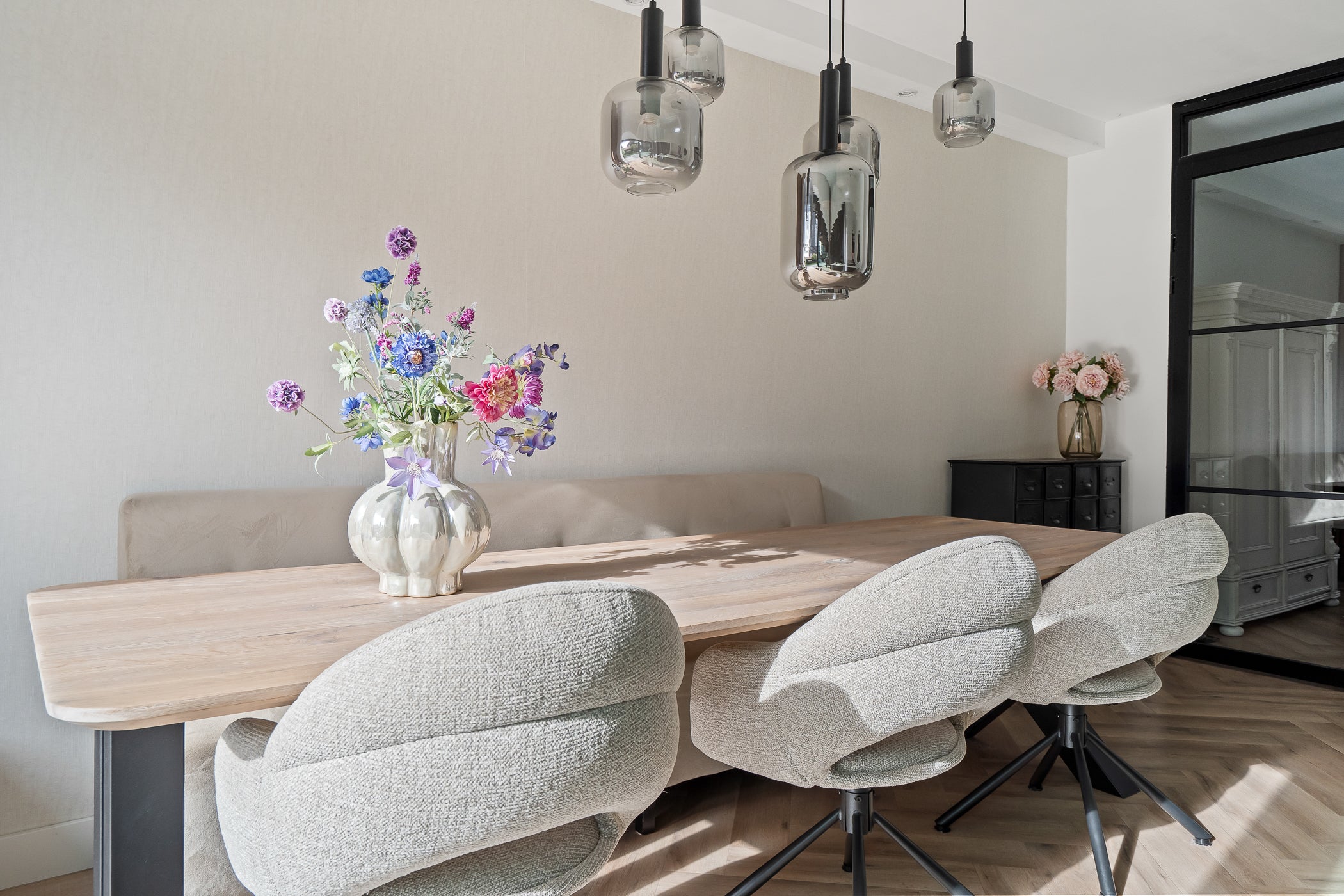 Tussenwoning te koop: Kapelmuur 14, Houten