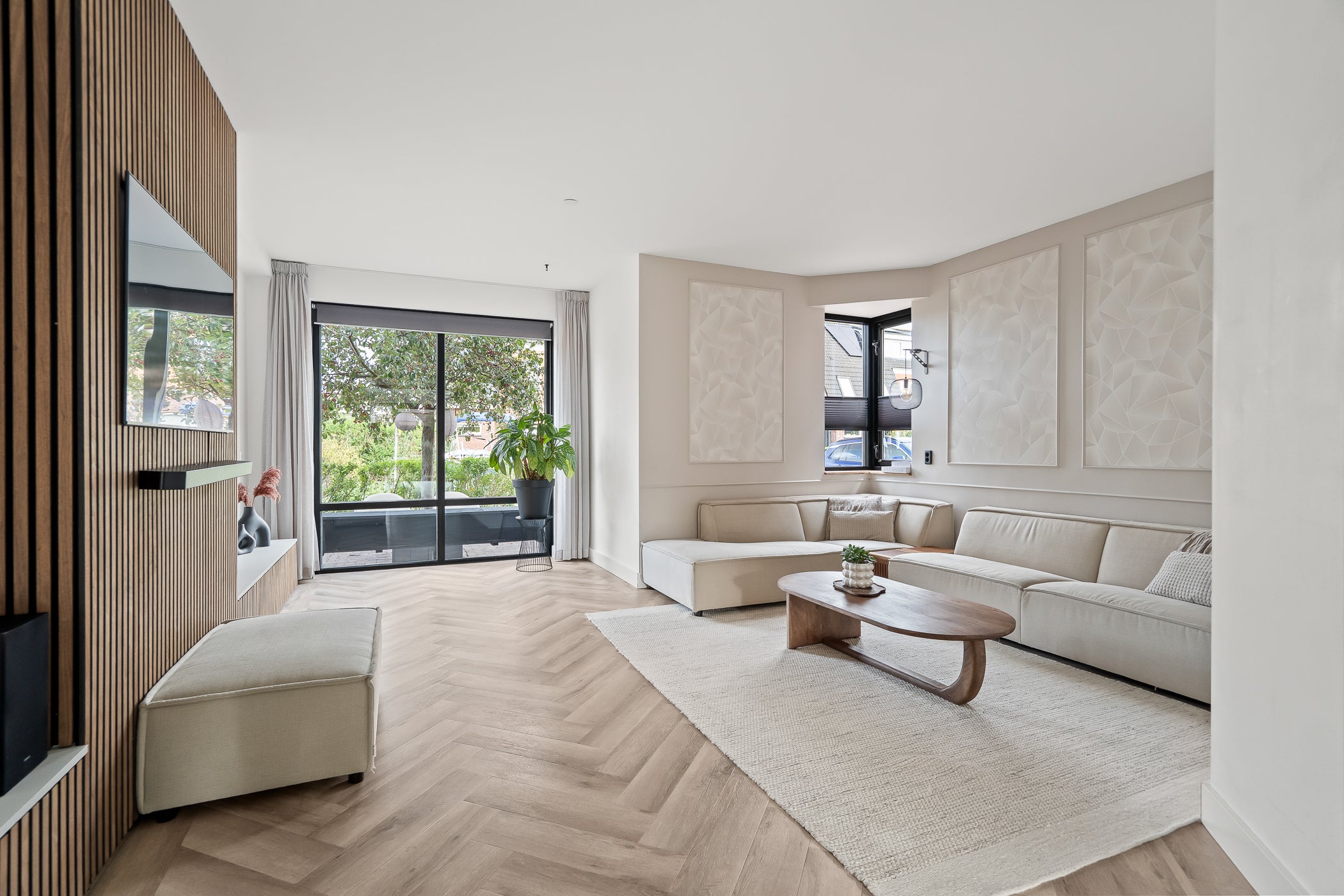Tussenwoning te koop: Kapelmuur 14, Houten