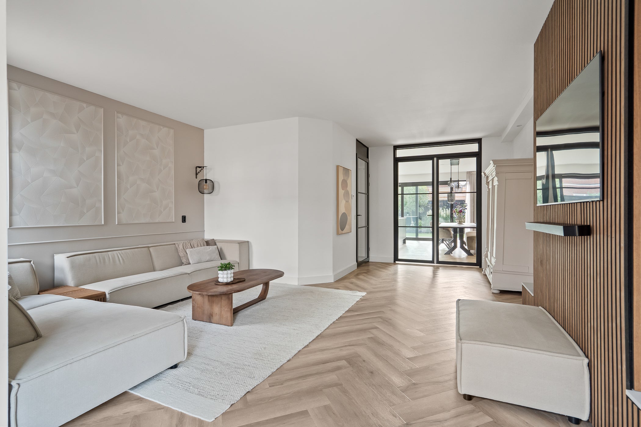 Tussenwoning te koop: Kapelmuur 14, Houten