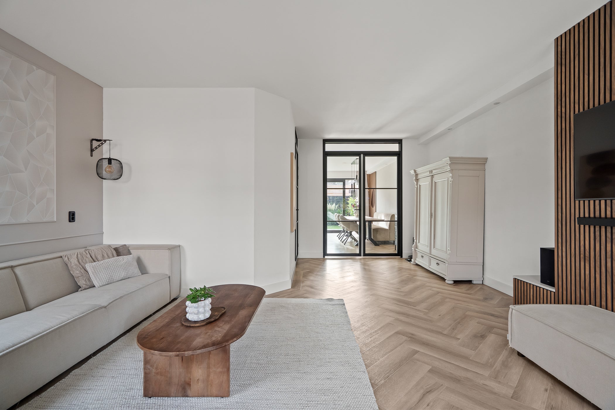 Tussenwoning te koop: Kapelmuur 14, Houten
