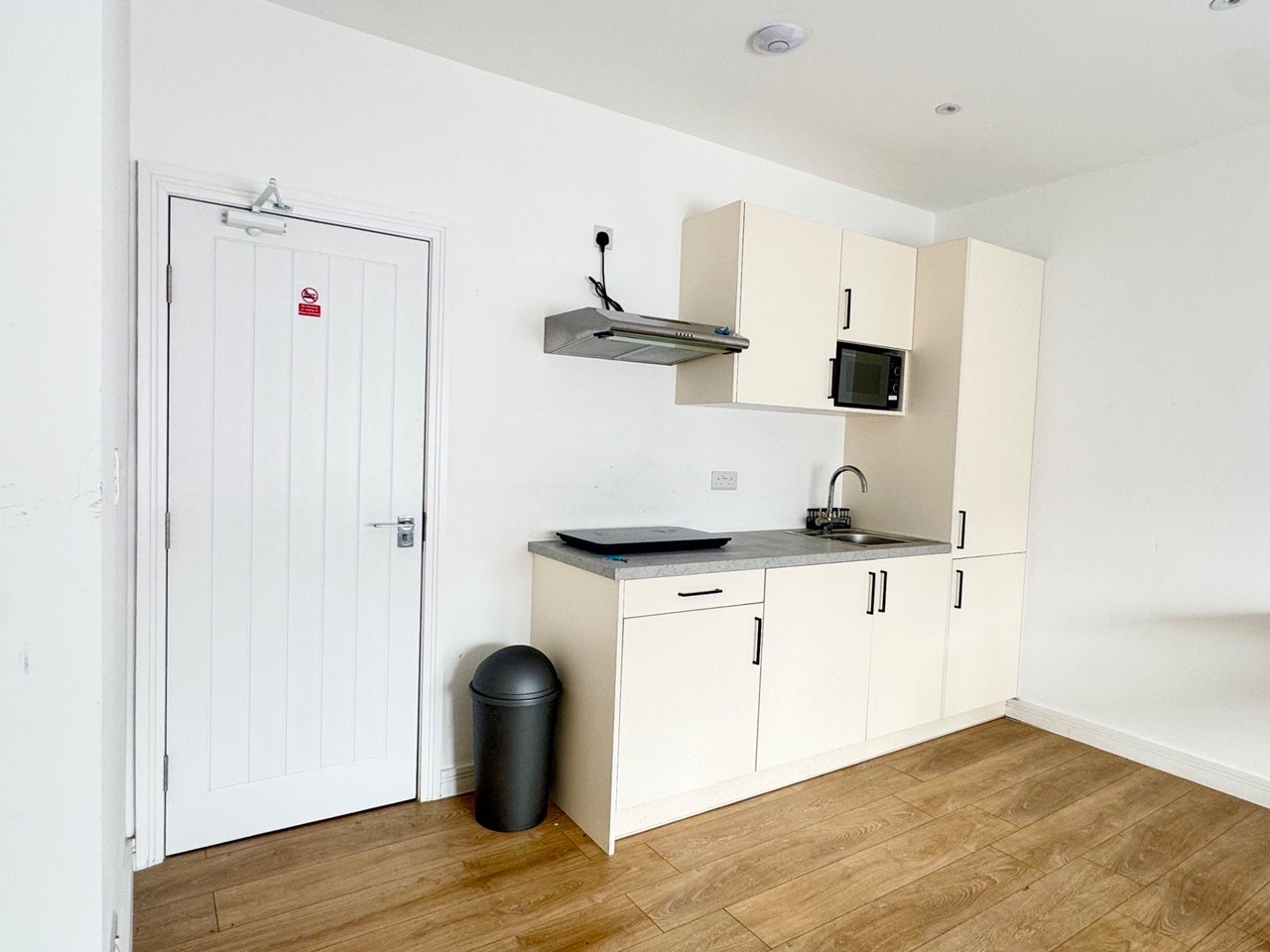 Flat Harrow View in Greater London