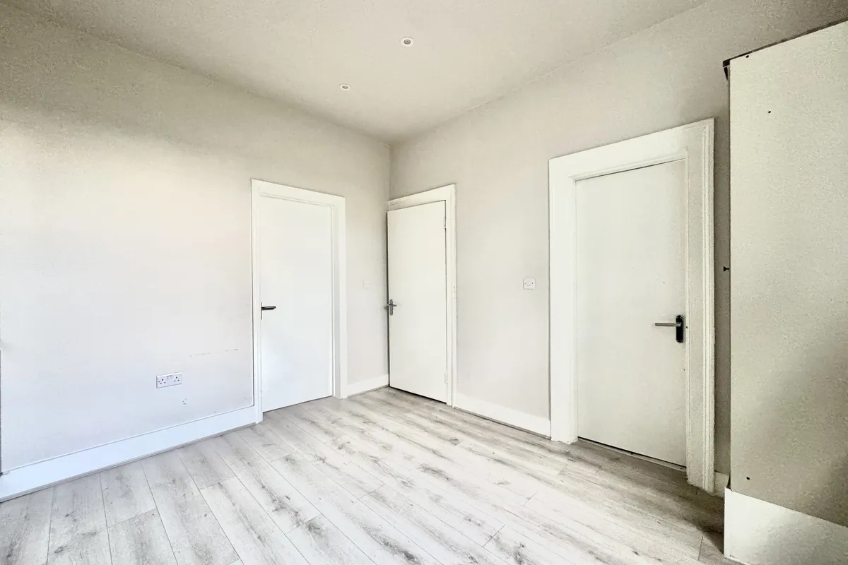 Flat Gipsy Hill in Greater London