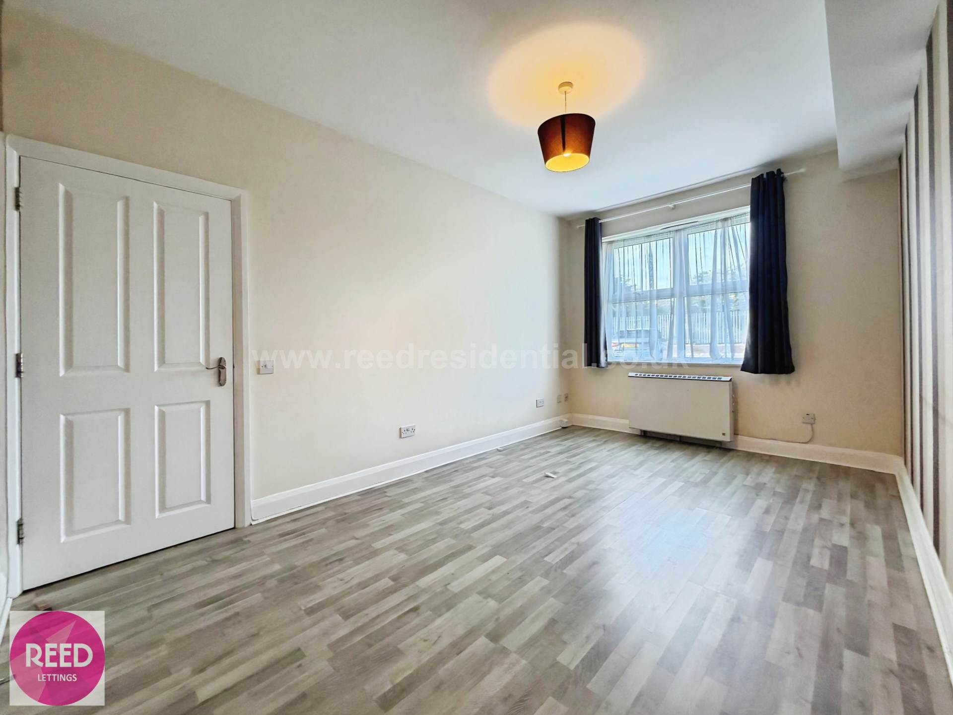Flat Manilla Road in Southend-on-Sea