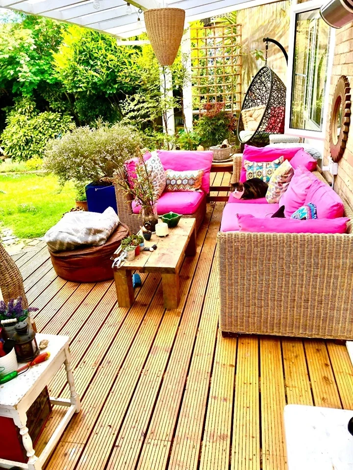 Room Star Lane in Greater London