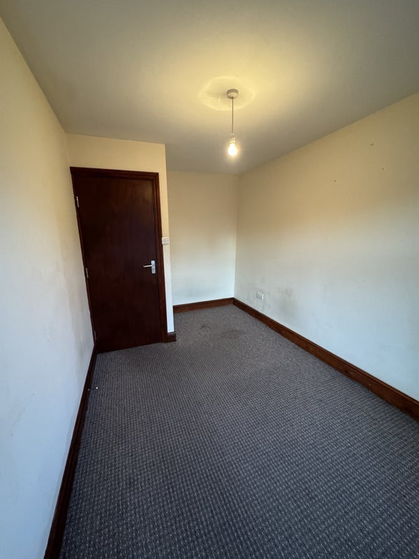 Flat Rye Lane in Greater London