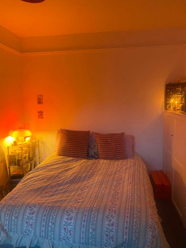 Room Back Stanmore Street in Leeds