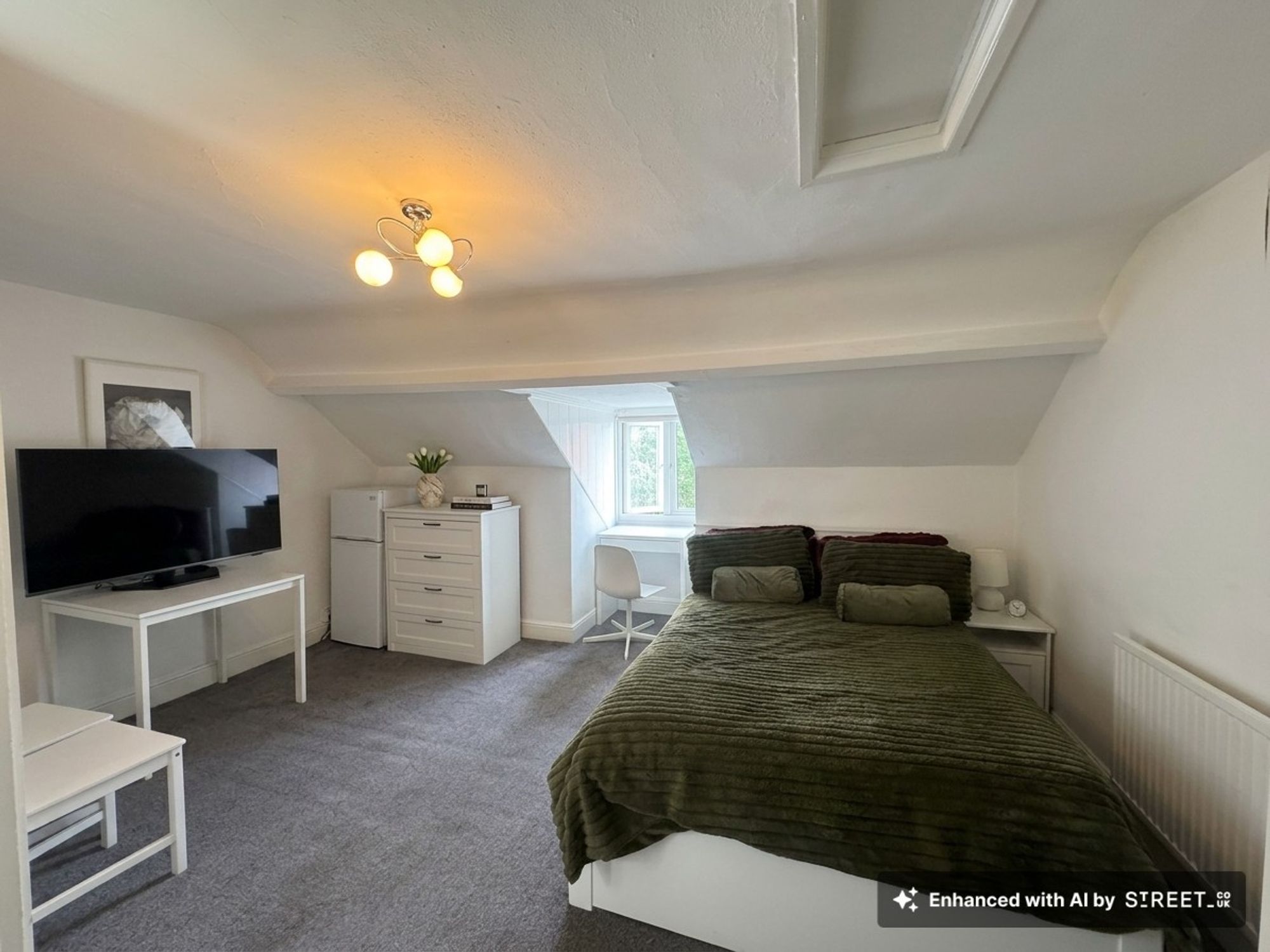 Room Belvedere Road in Taunton
