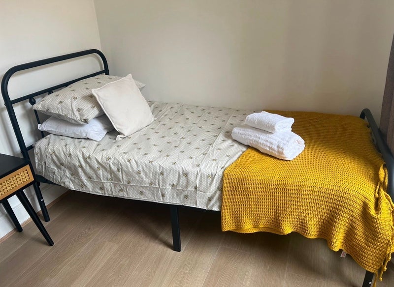 Room Morley Road in Greater London