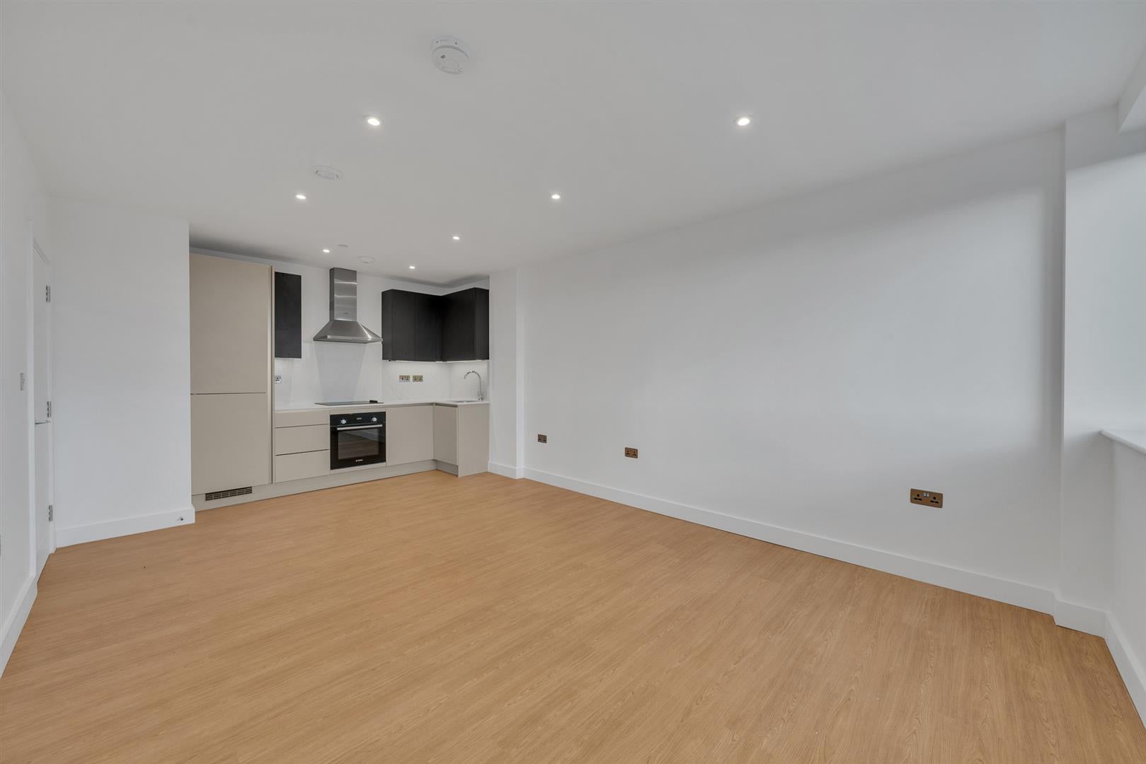 Flat Croydon Road in Greater London