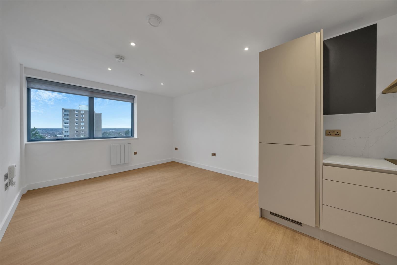 Flat Croydon Road in Greater London