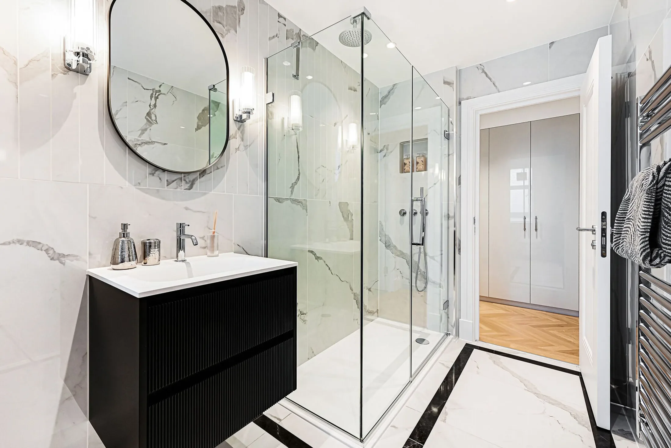 Flat Sloane Street in Greater London