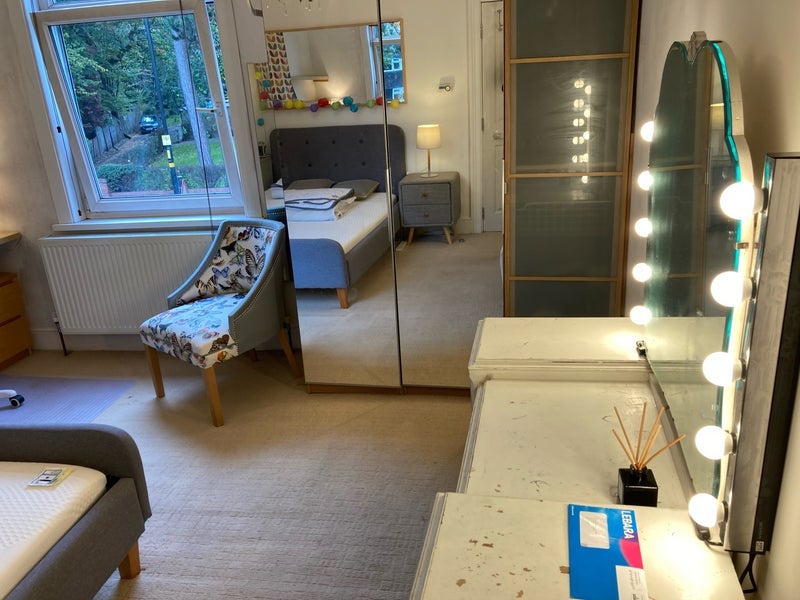 Room Fernley Avenue in Birmingham
