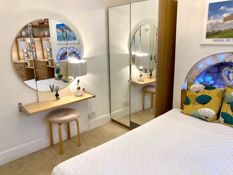 Room Fernley Avenue in Birmingham