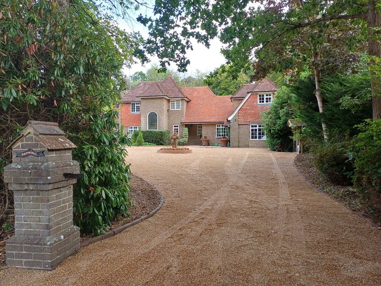 Room Chestnut Walk in Lingfield
