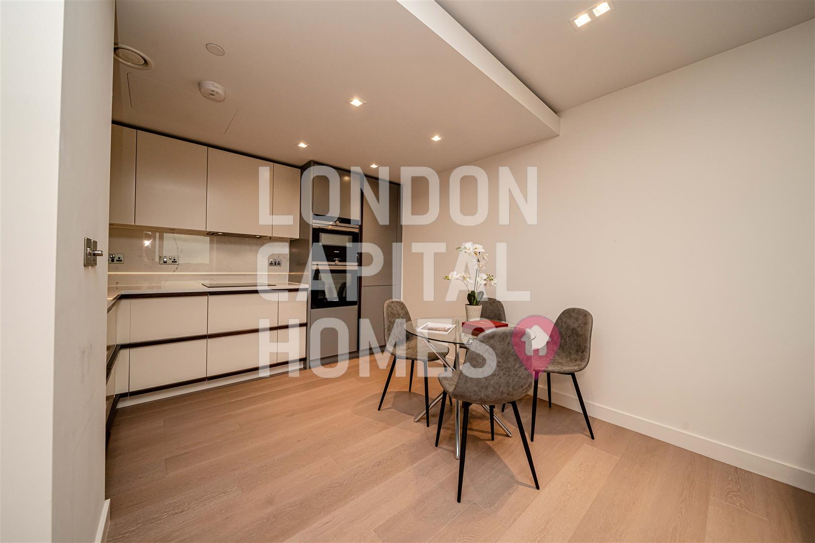 Flat Edgware Road in Greater London