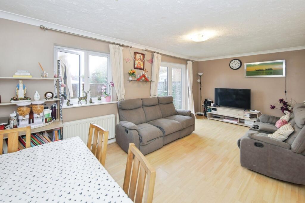 House Kings Meadow in Nuneaton and Bedworth
