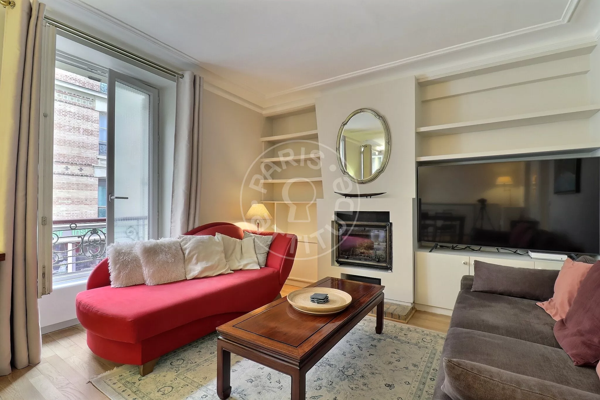 Flat Rue de Lourmel in Paris