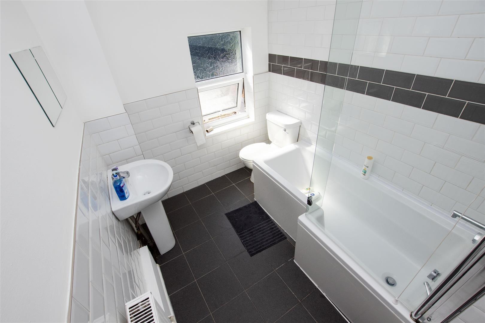 Flat Dawlish Road in Birmingham