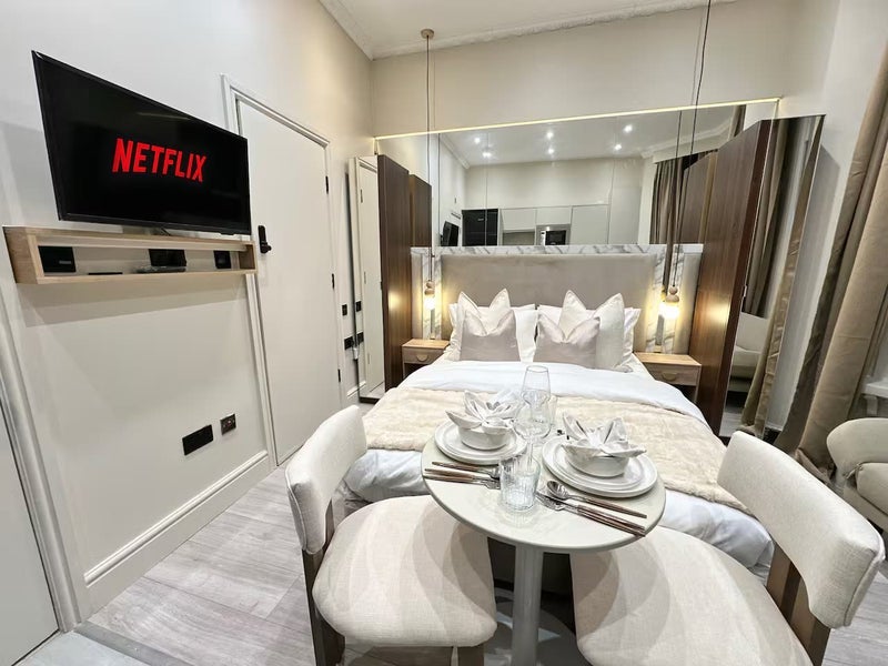 Flat Lillie Road in Greater London