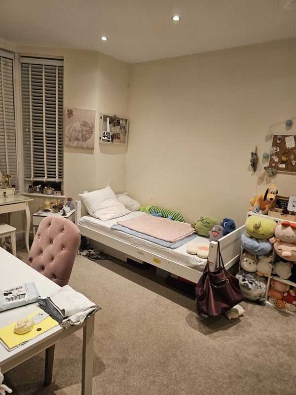 Room Morris Mews in Greater London