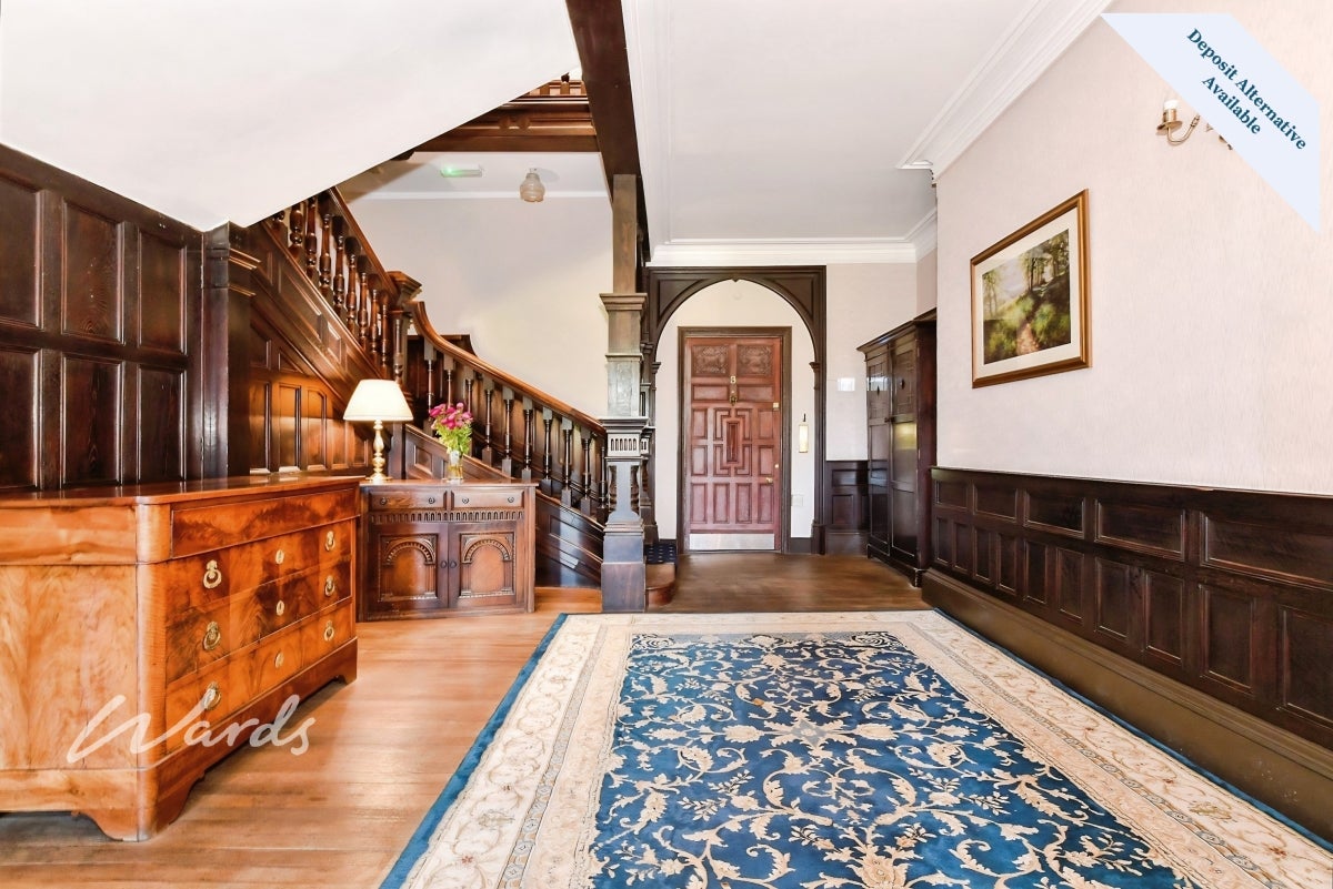Flat Hayle Place in Maidstone