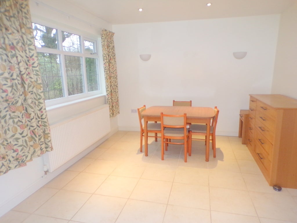 Flat Brancote Gardens in Bromborough