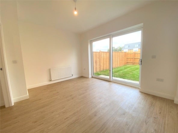 House New Dawn Place in Stratton St. Margaret