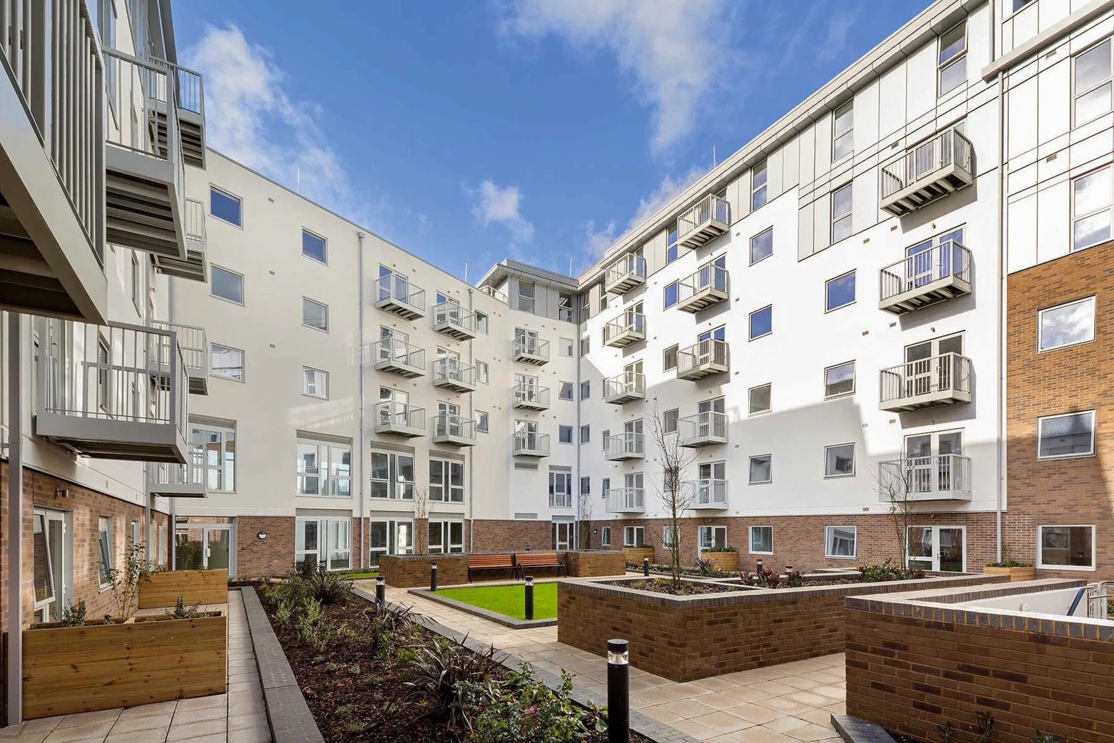 Flat Station View in Guildford