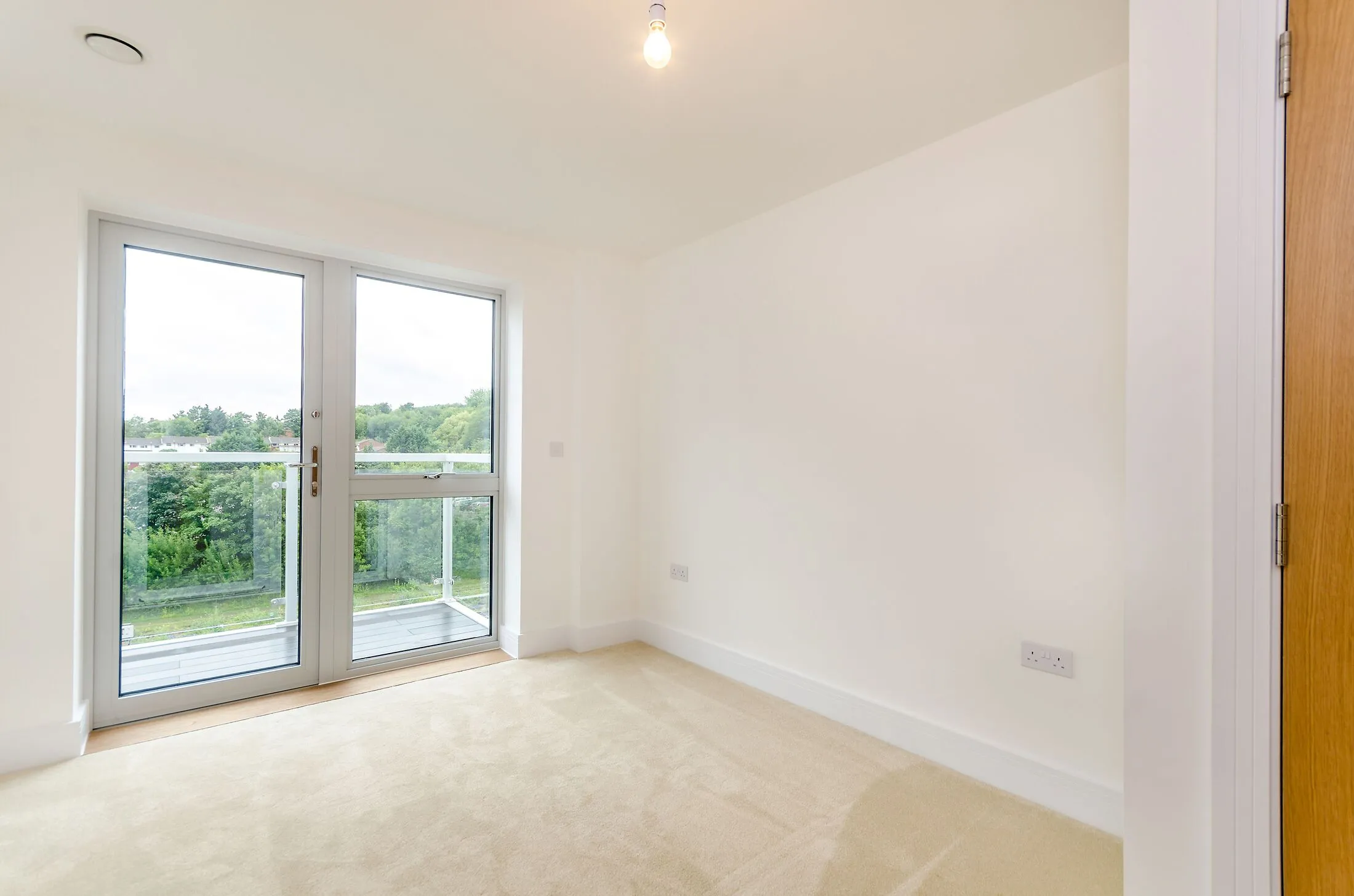 Flat Station View in Guildford