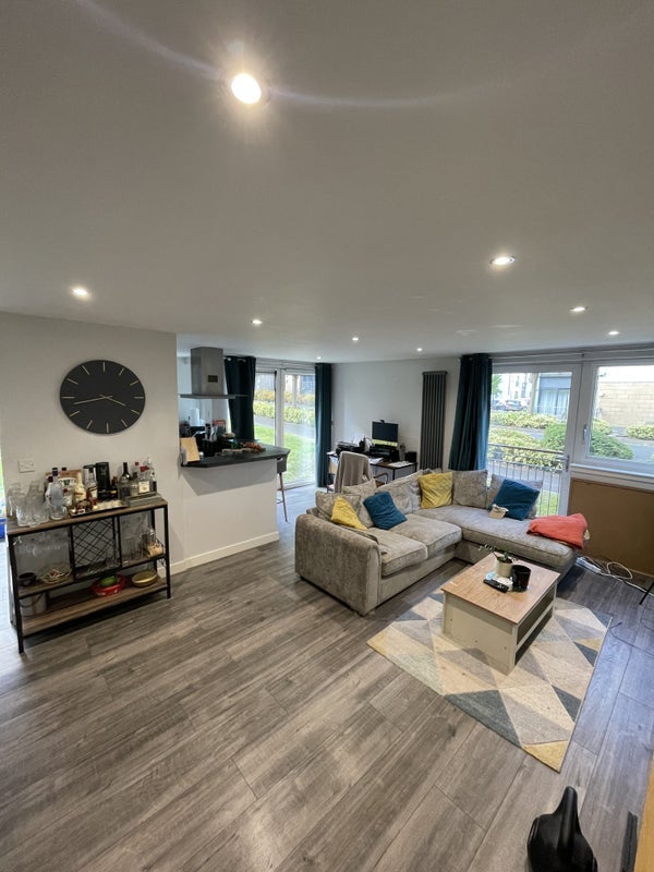 Room East Pilton Farm Avenue in City of Edinburgh