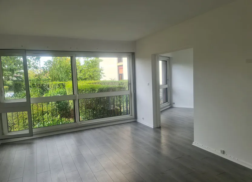 Flat Rue du Temple in Ris-Orangis