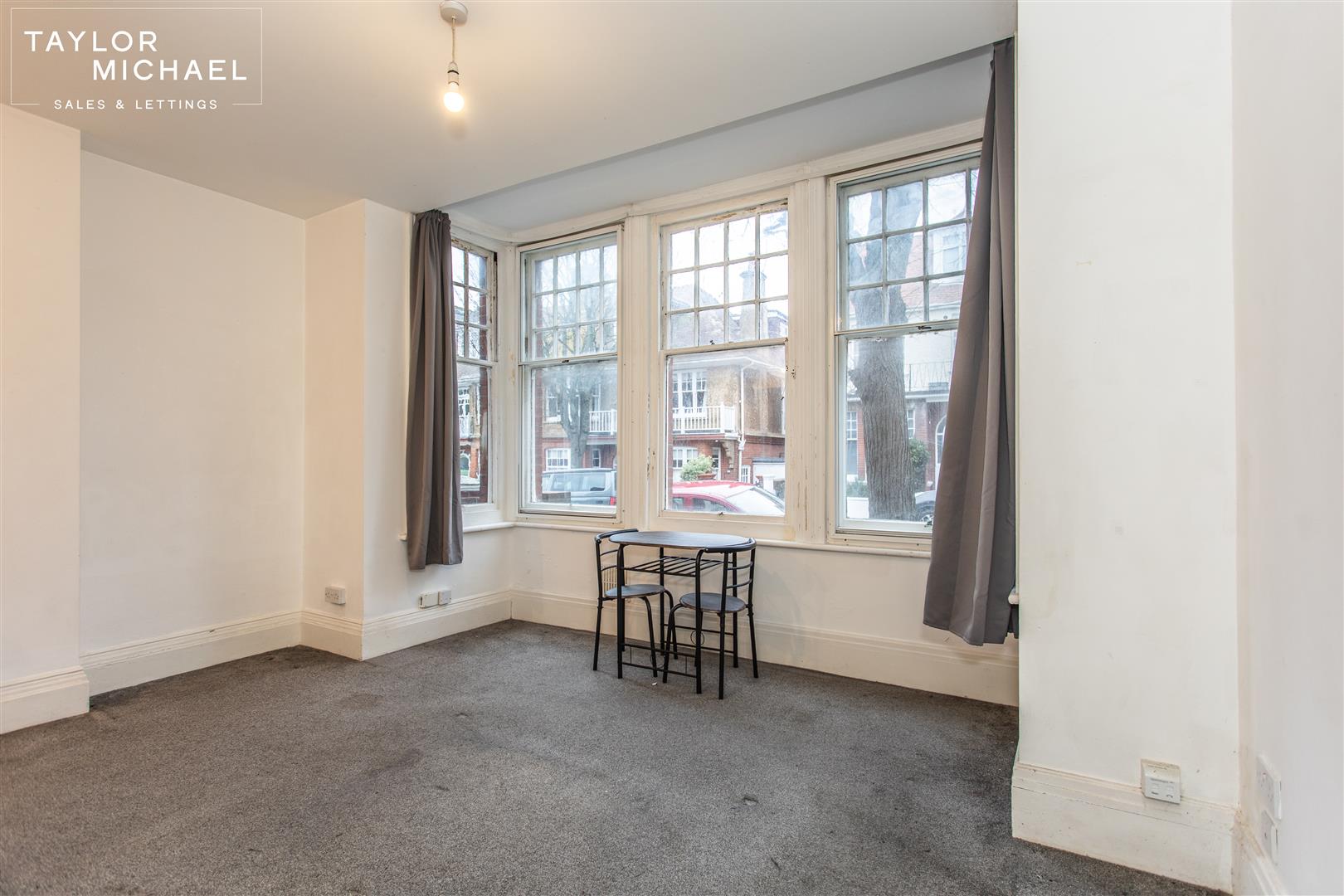 Flat York Avenue in Hove