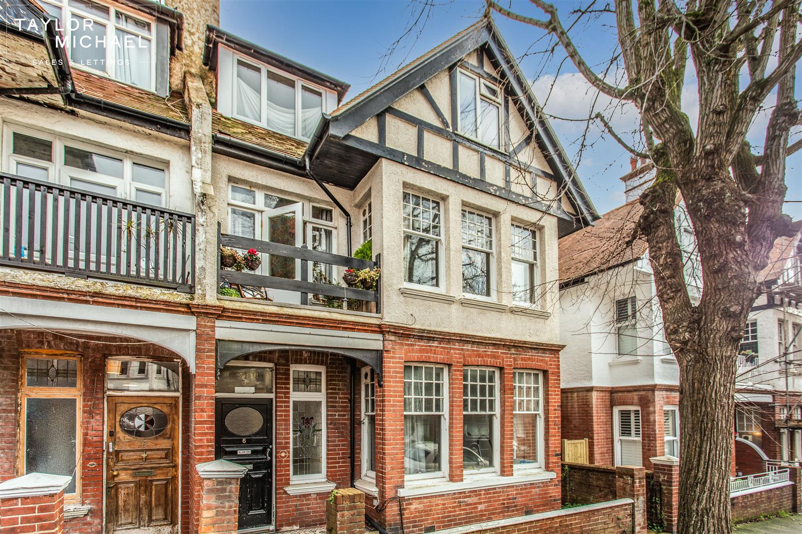 Flat York Avenue in Hove